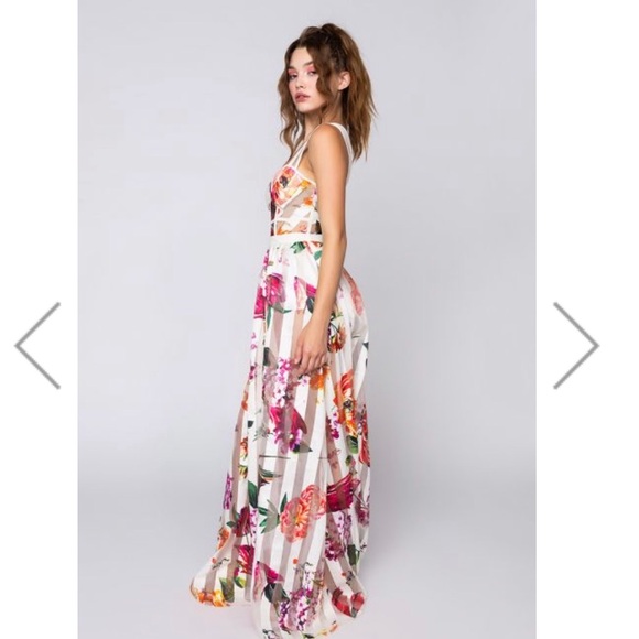 NEW AKIRA FLORAL MAXI DRESS, S - Picture 3 of 10